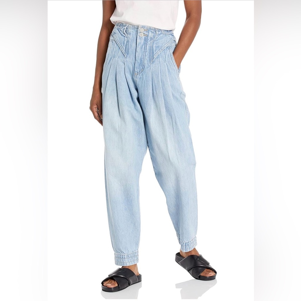 Blank NYC Steal The Show Pleated High Waisted Denim Jeans.